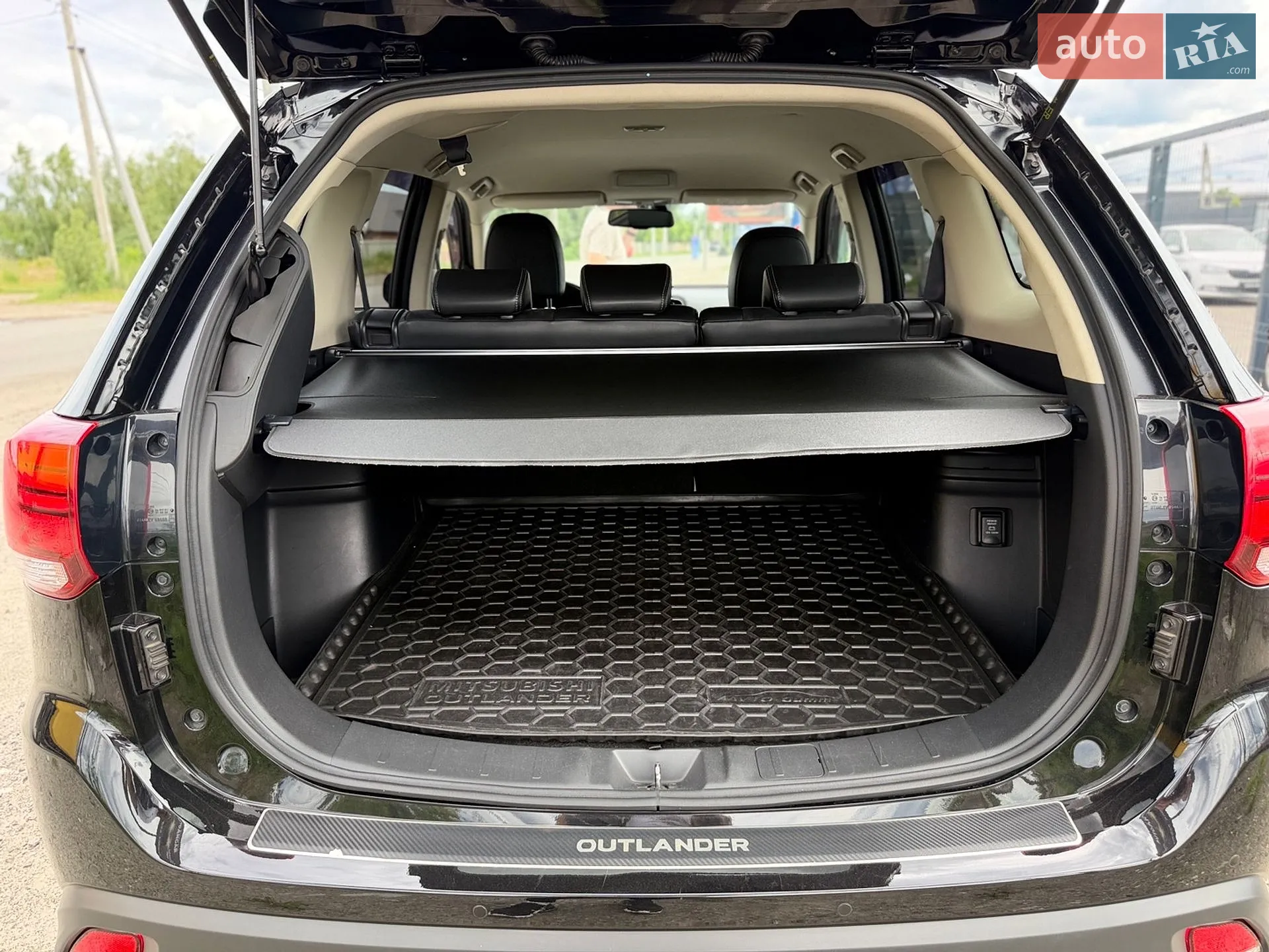 2018 Mitsubishi Outlander - мініатюра 36
