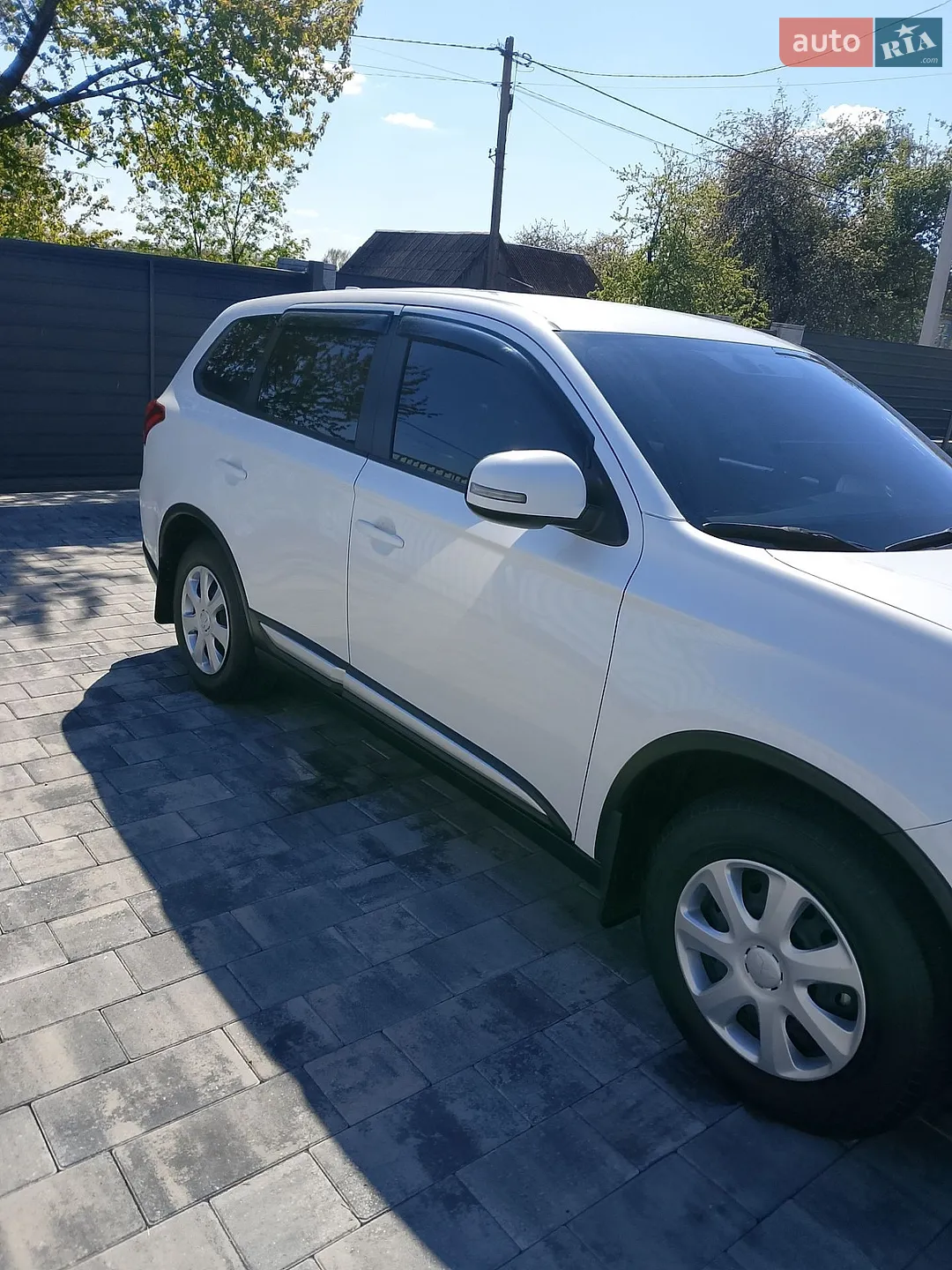 2021 Mitsubishi Outlander - мініатюра 4