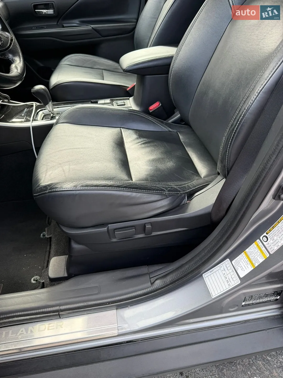 2018 Mitsubishi Outlander - мініатюра 16