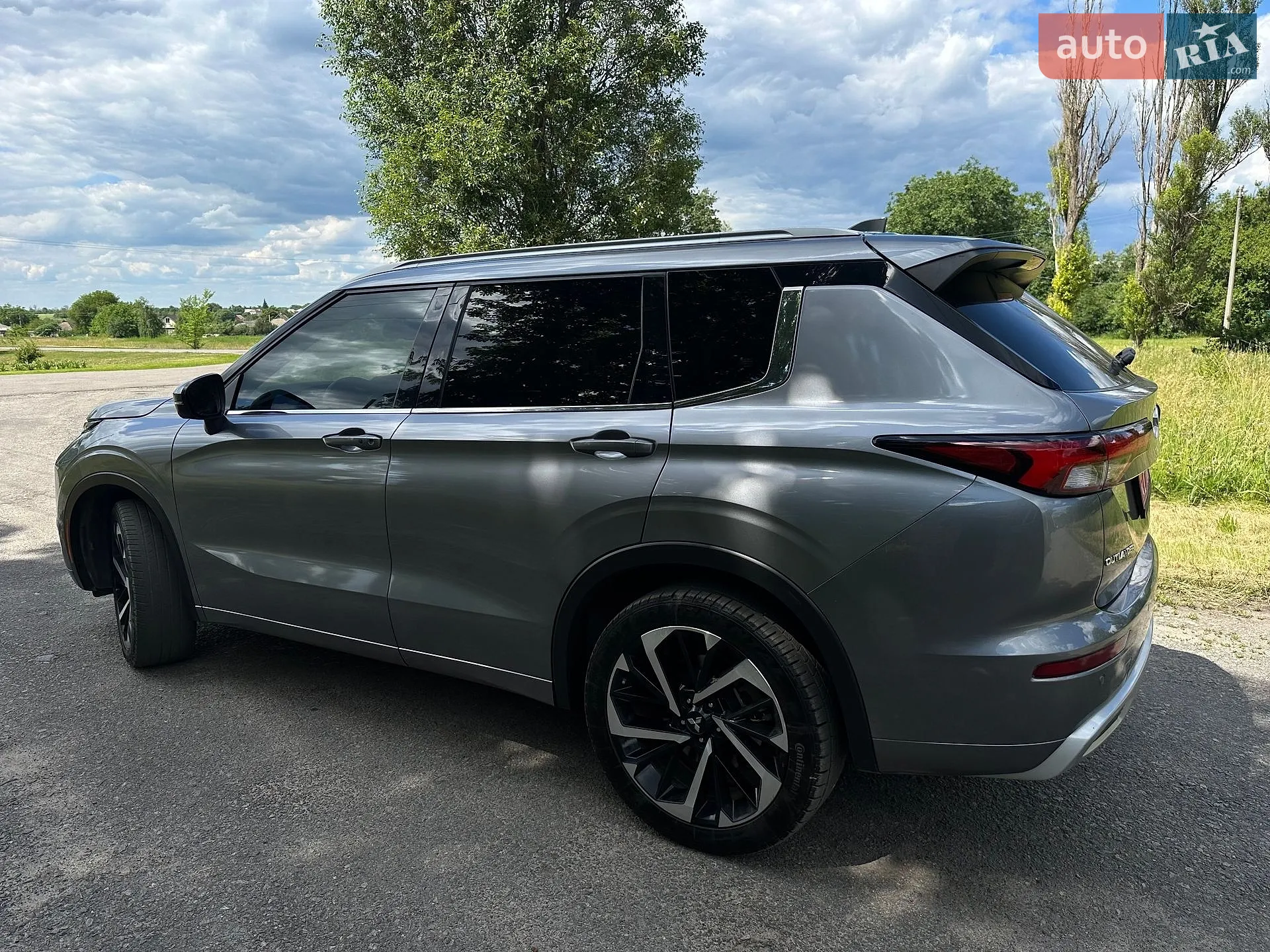 2022 Mitsubishi Outlander - мініатюра 5