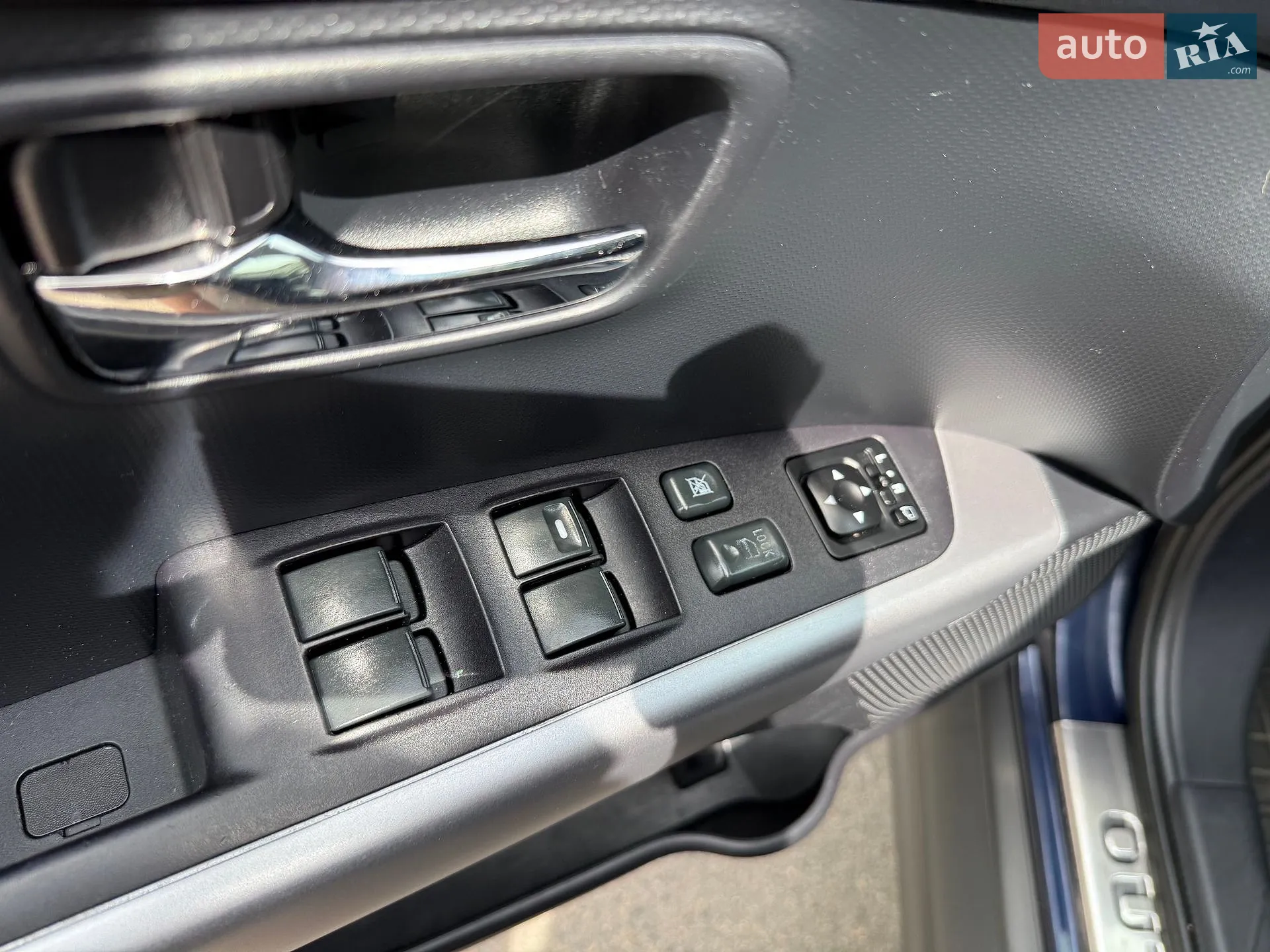 2012 Mitsubishi Outlander - мініатюра 31
