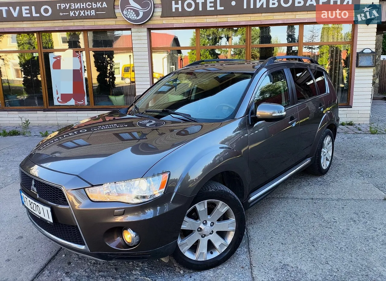 2012 Mitsubishi Outlander - мініатюра 13