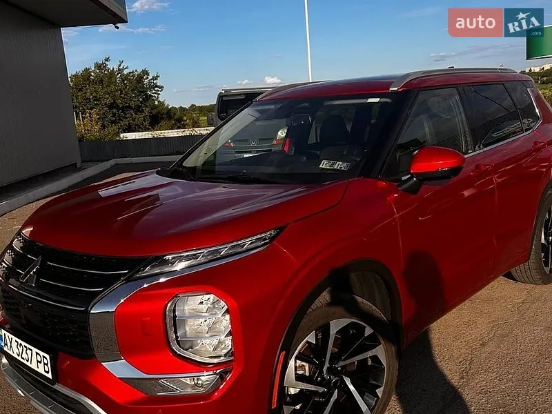 Mitsubishi Outlander 2024