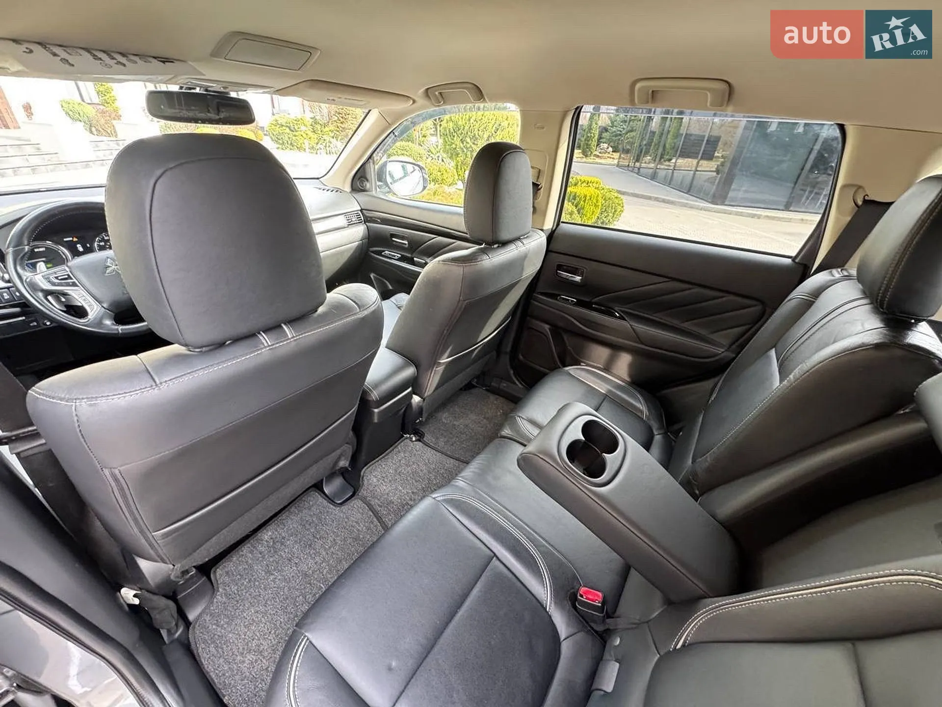 2018 Mitsubishi Outlander - мініатюра 29