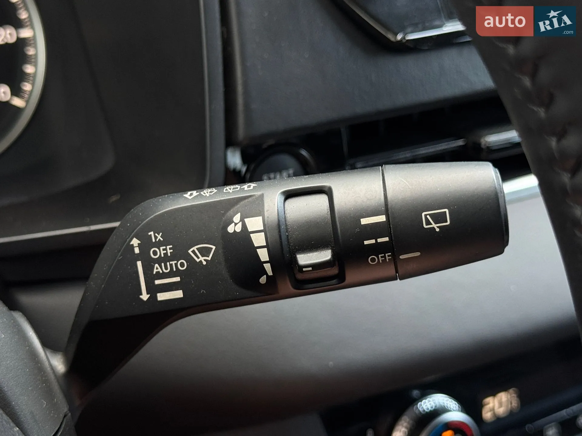 2023 Mitsubishi Outlander - мініатюра 31