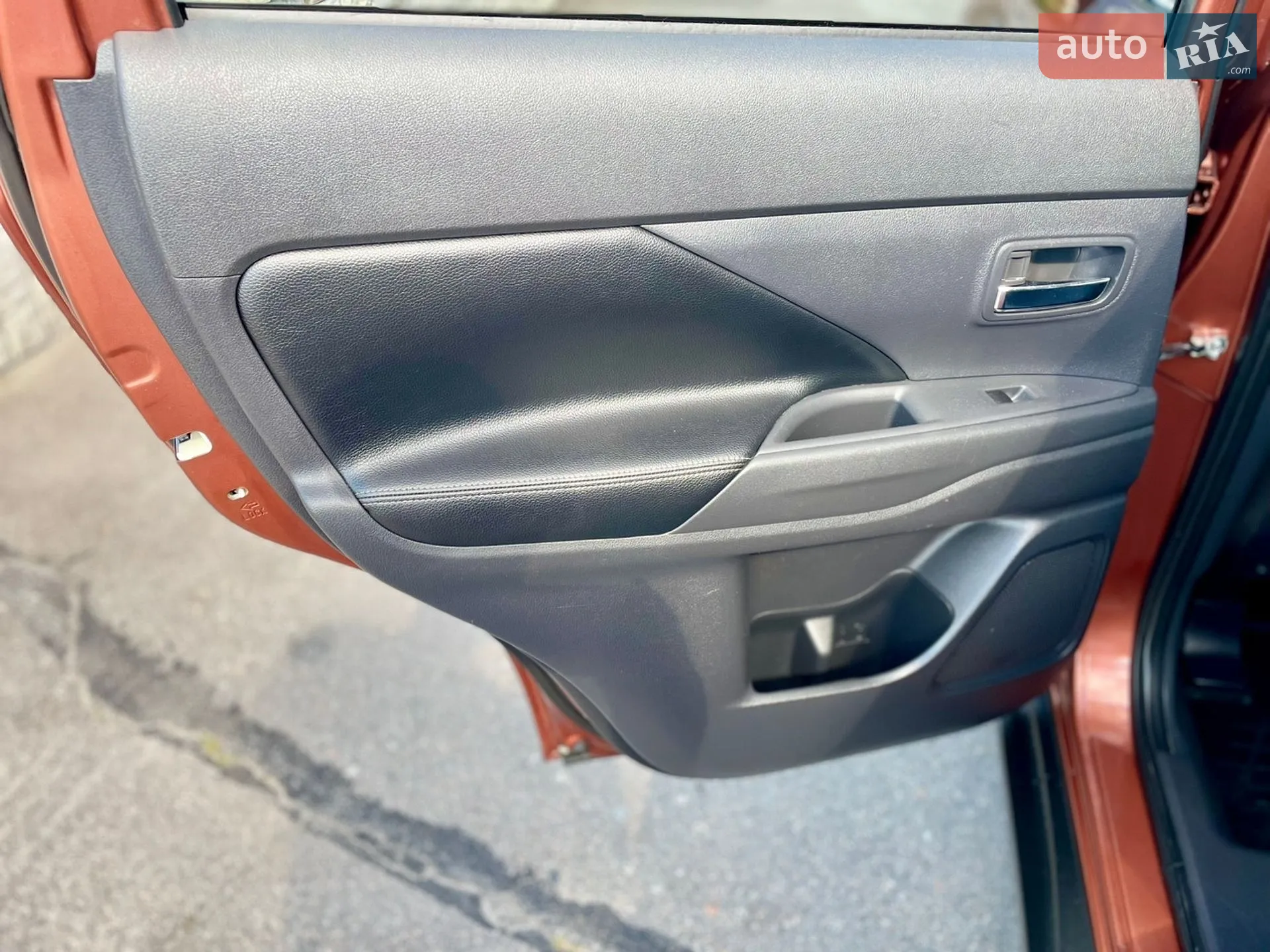 2015 Mitsubishi Outlander - мініатюра 14