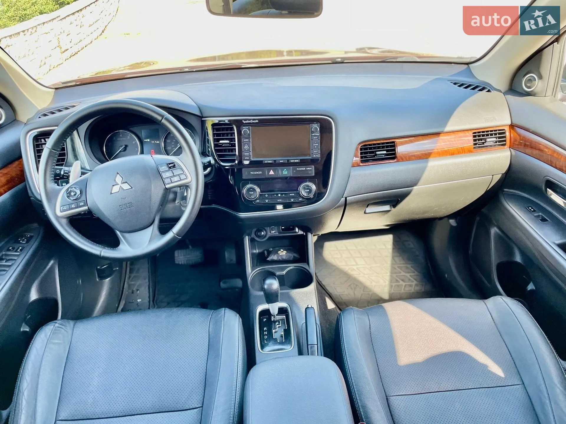 2015 Mitsubishi Outlander - мініатюра 28