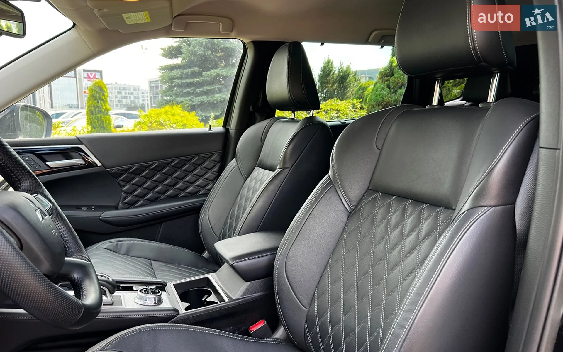 2023 Mitsubishi Outlander - мініатюра 9