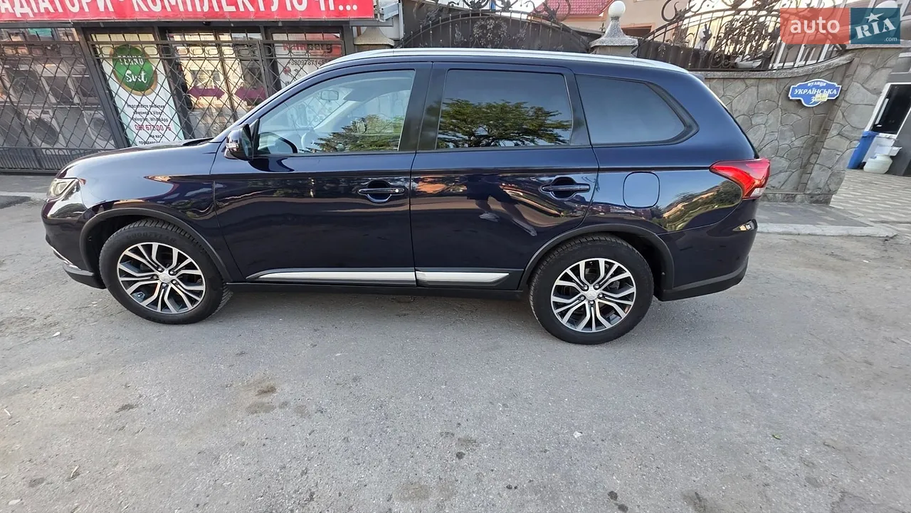 2015 Mitsubishi Outlander - мініатюра 11