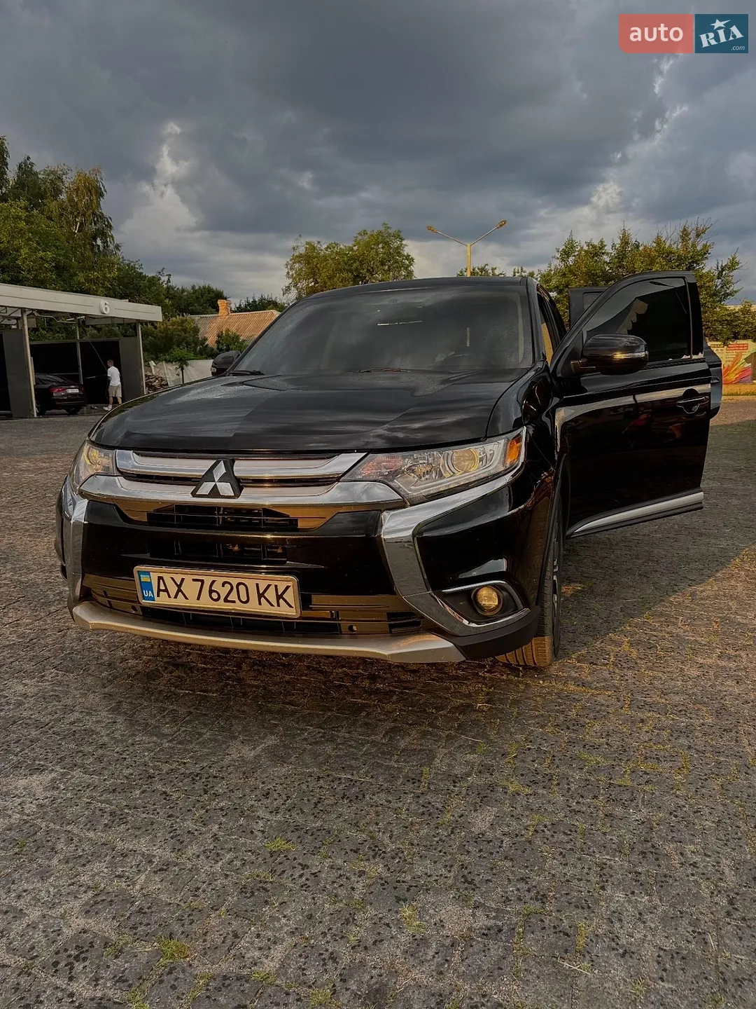 2016 Mitsubishi Outlander - мініатюра 15