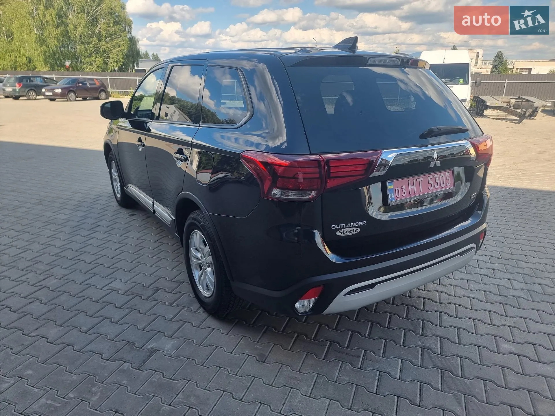2020 Mitsubishi Outlander - мініатюра 8