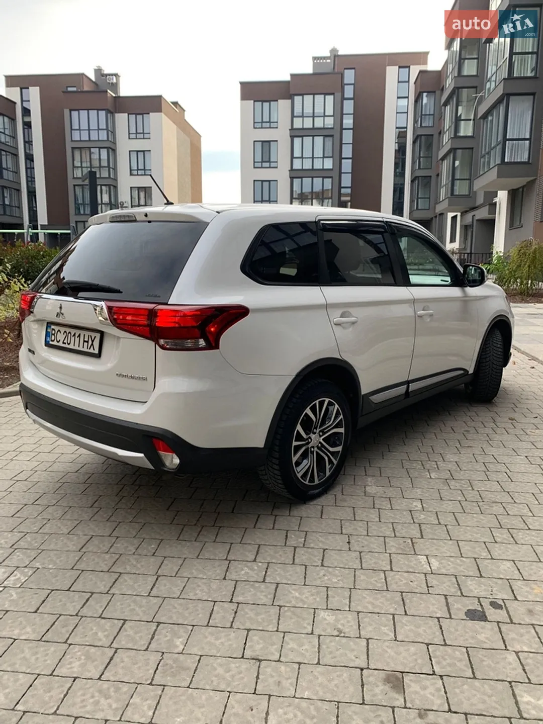 2015 Mitsubishi Outlander - мініатюра 4