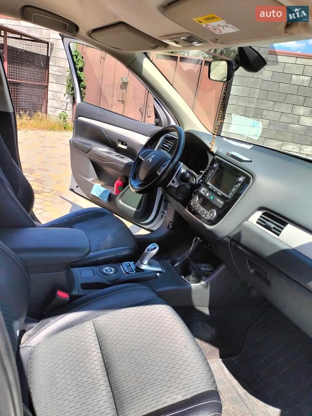 2014 Mitsubishi Outlander - мініатюра 4