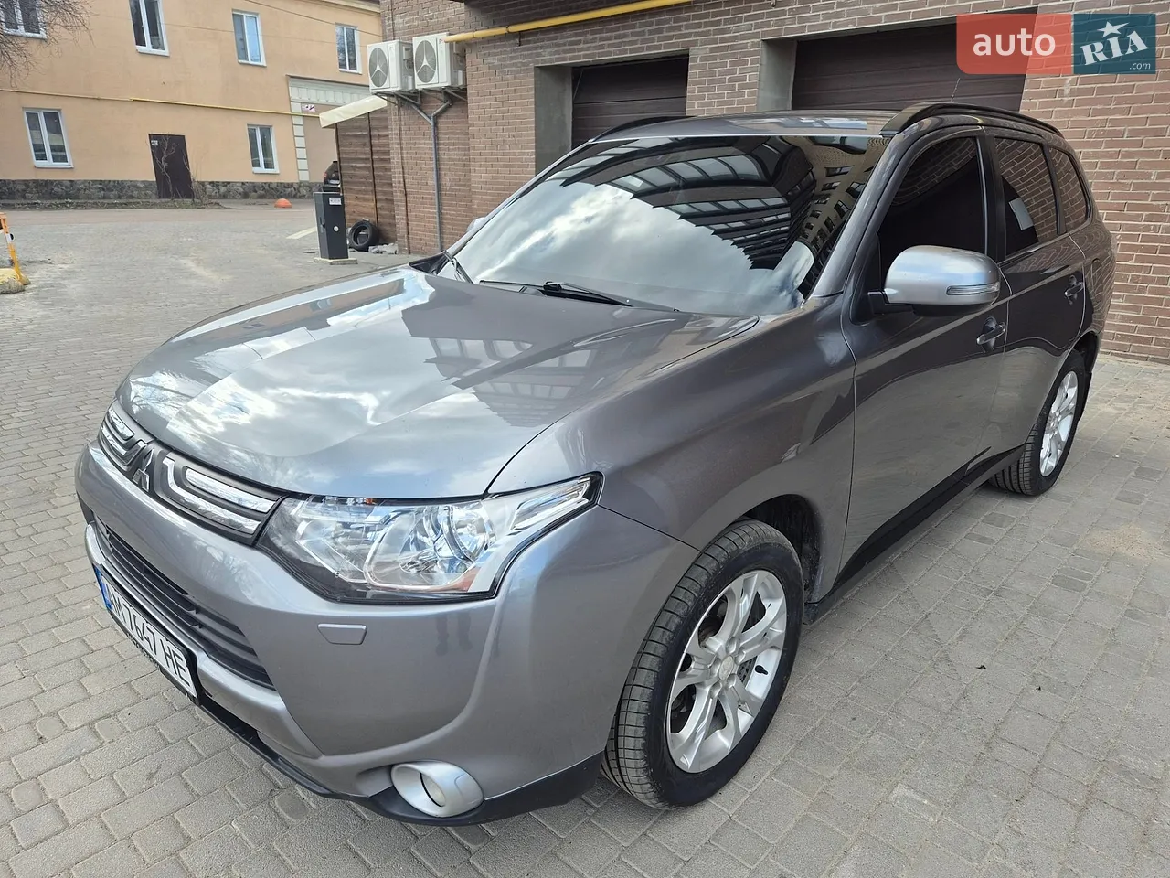 2011 Mitsubishi Outlander - мініатюра 13