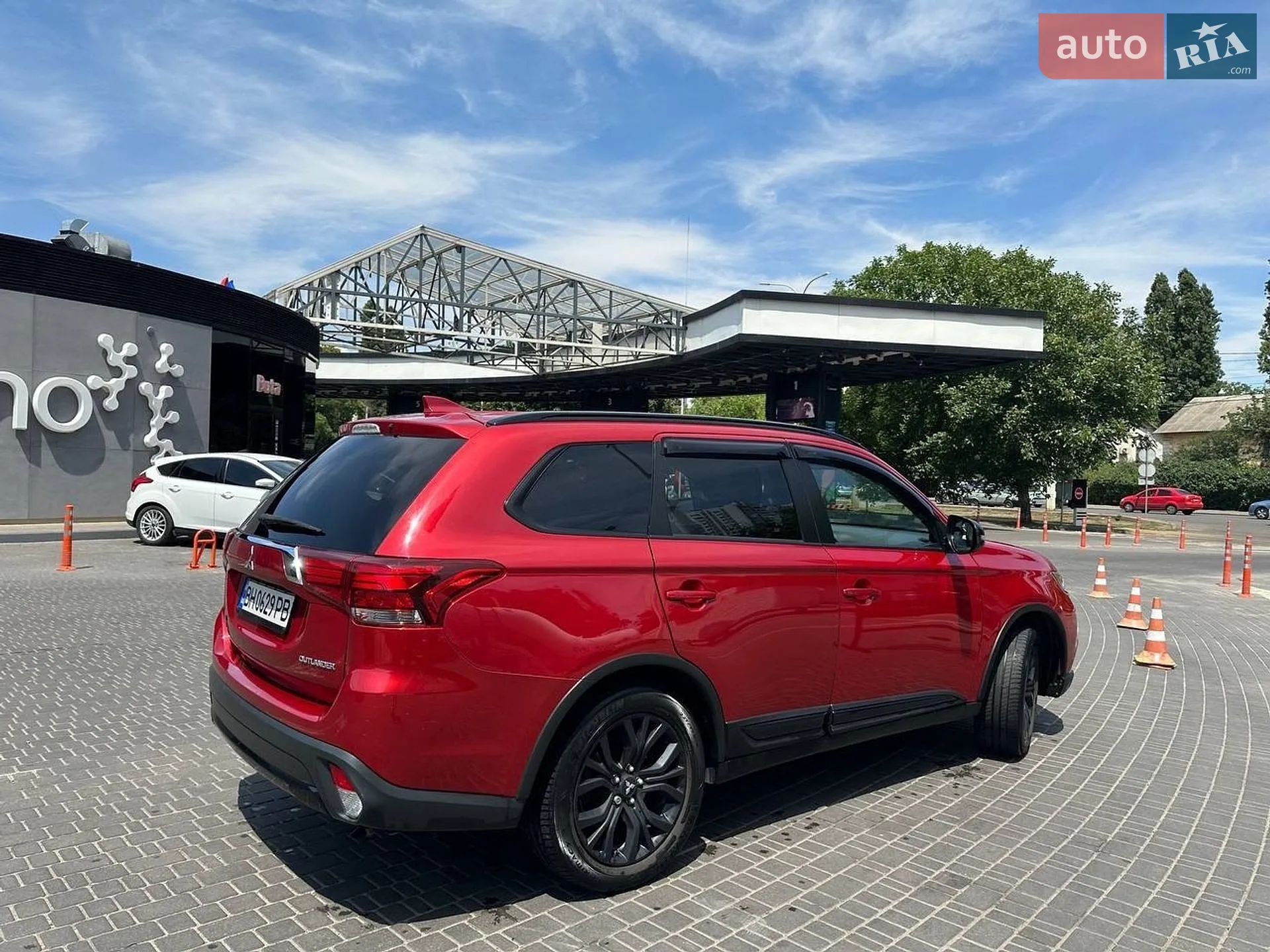 2017 Mitsubishi Outlander - мініатюра 4