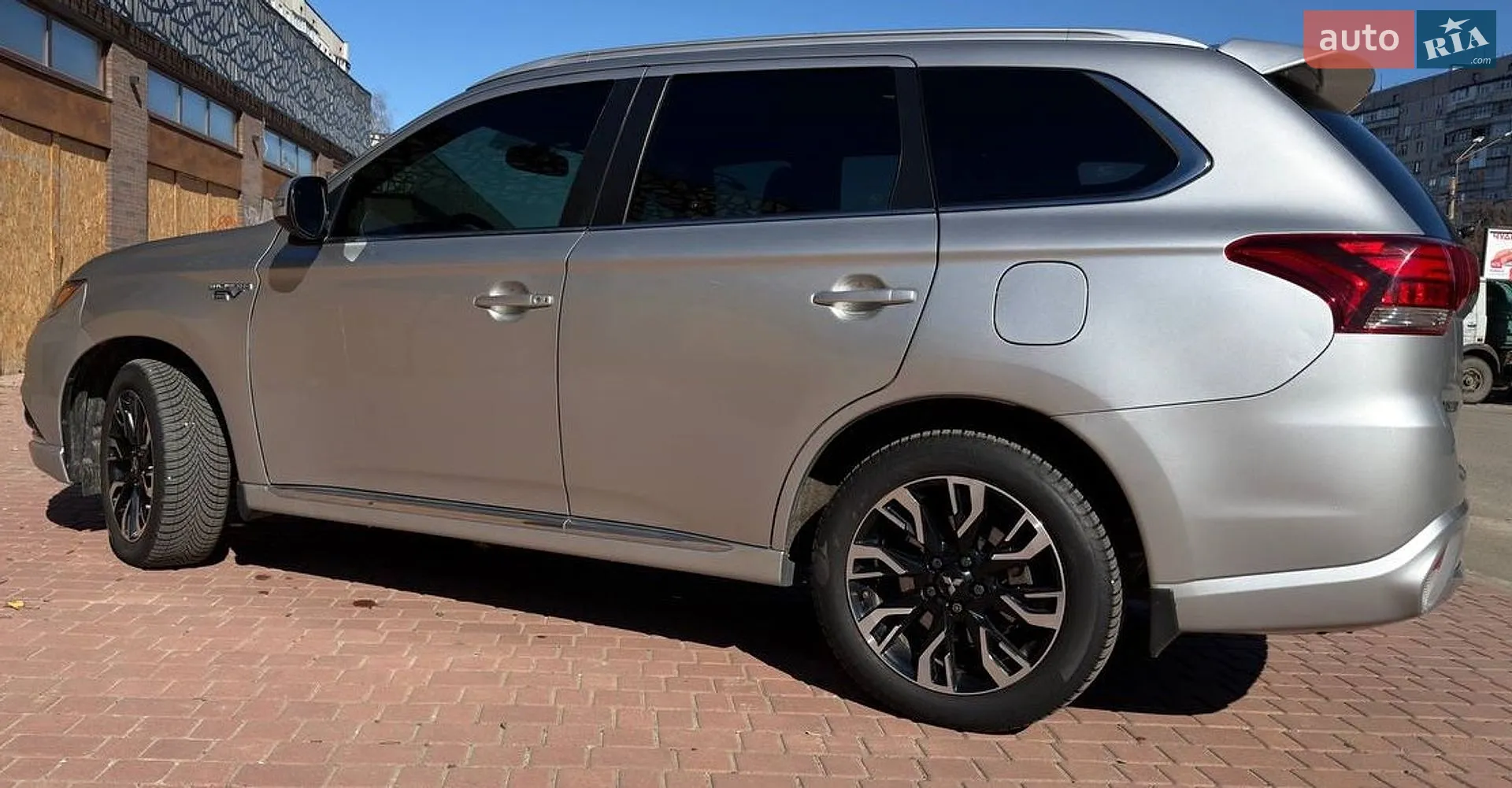 2018 Mitsubishi Outlander - мініатюра 19