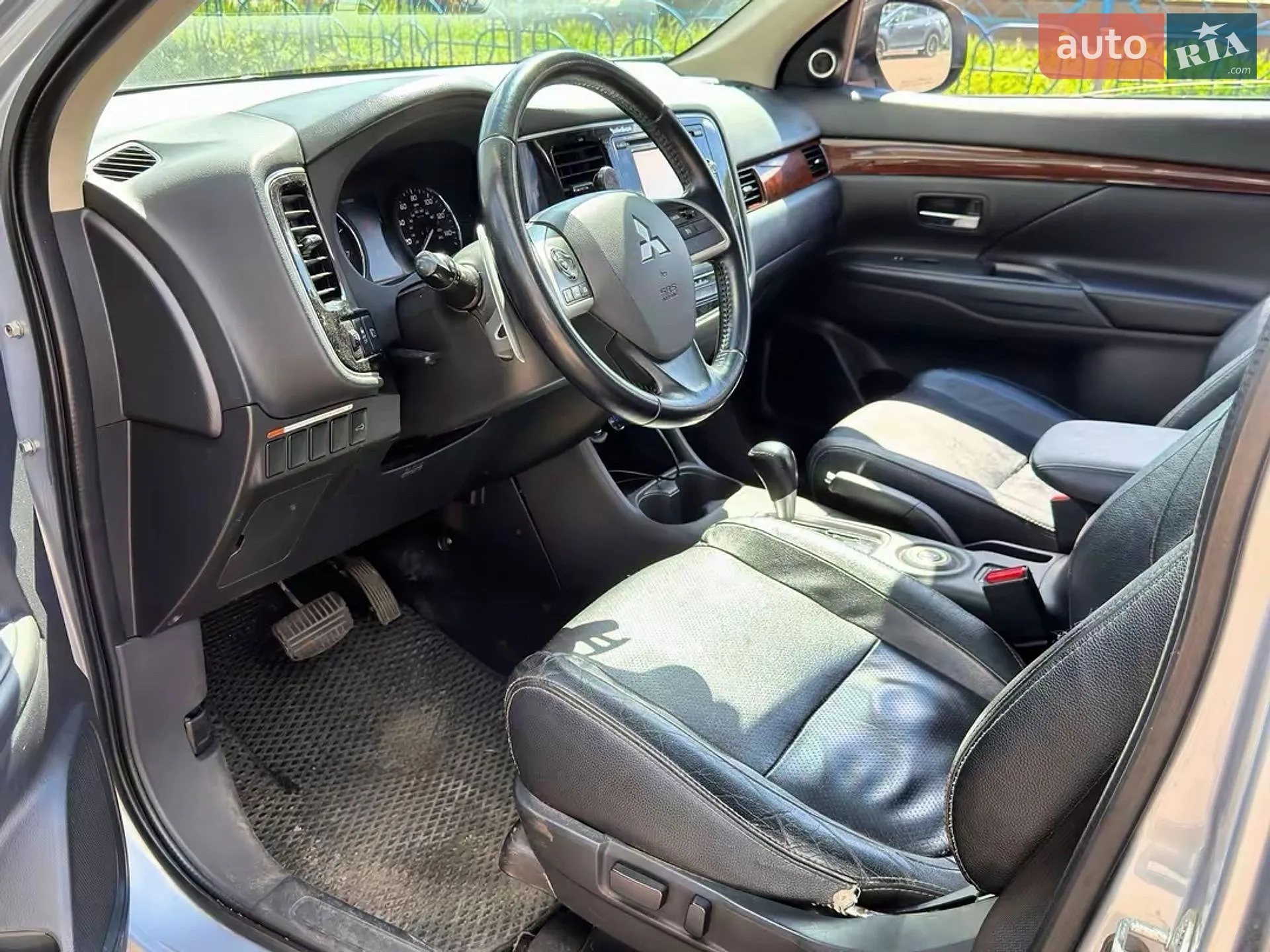 2013 Mitsubishi Outlander - мініатюра 13