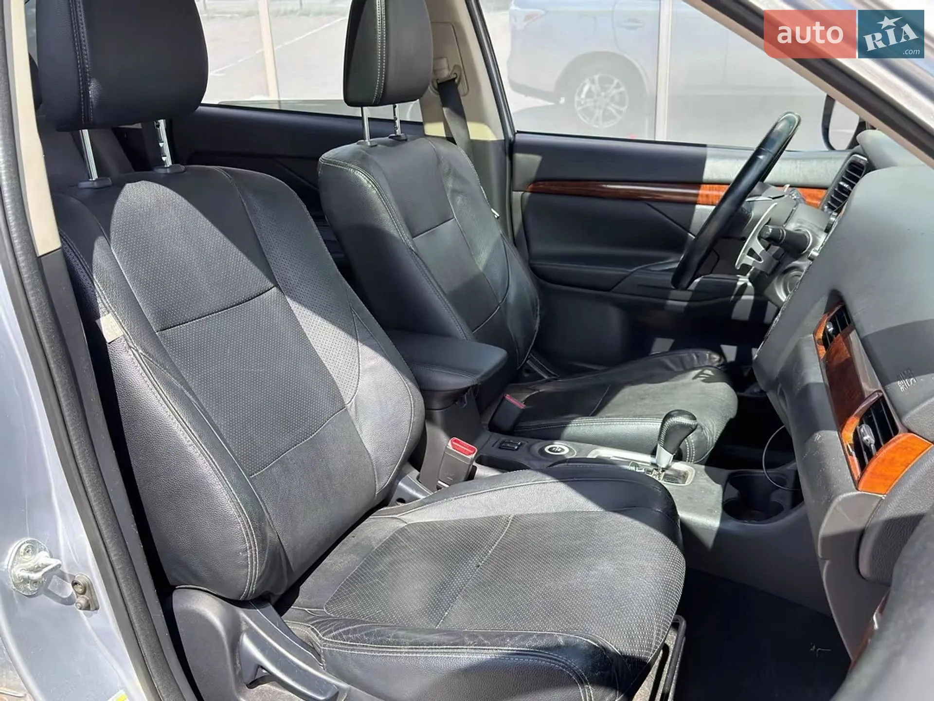 2013 Mitsubishi Outlander - мініатюра 18