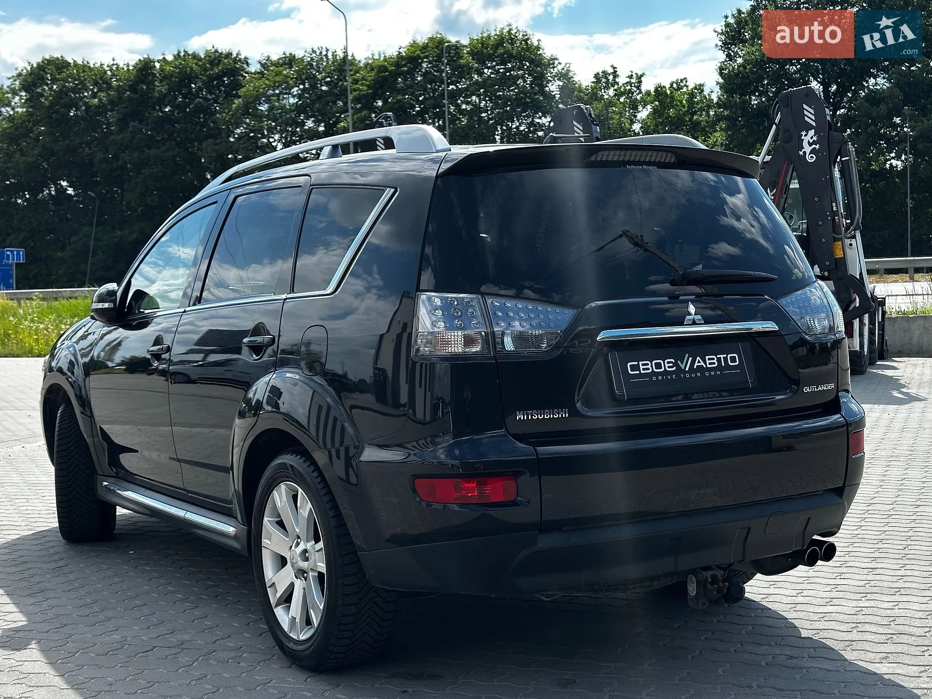 2010 Mitsubishi Outlander - мініатюра 9