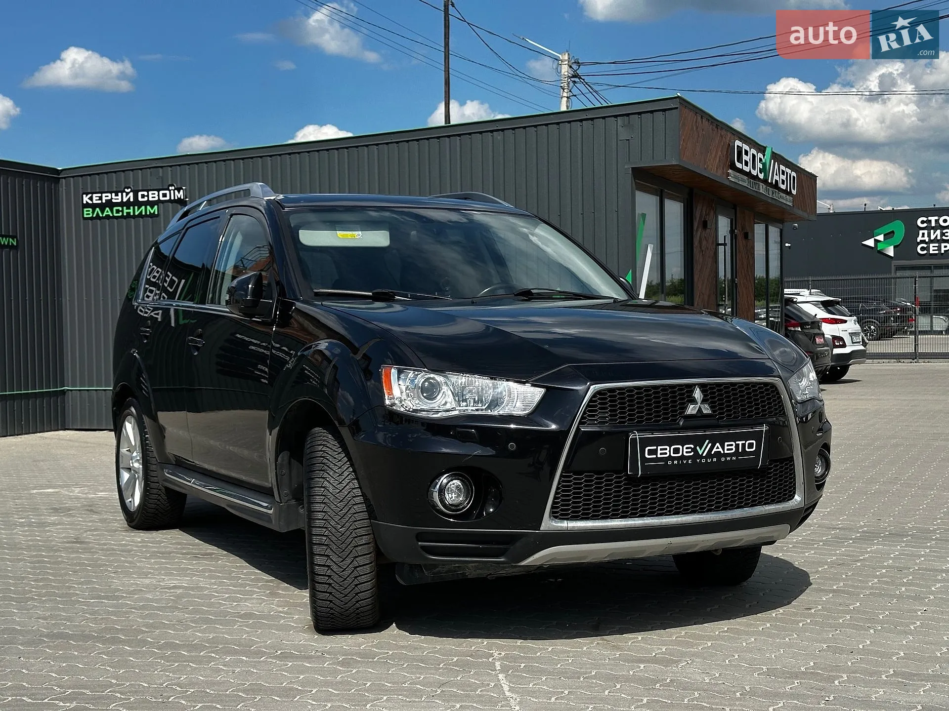 2010 Mitsubishi Outlander - мініатюра 16
