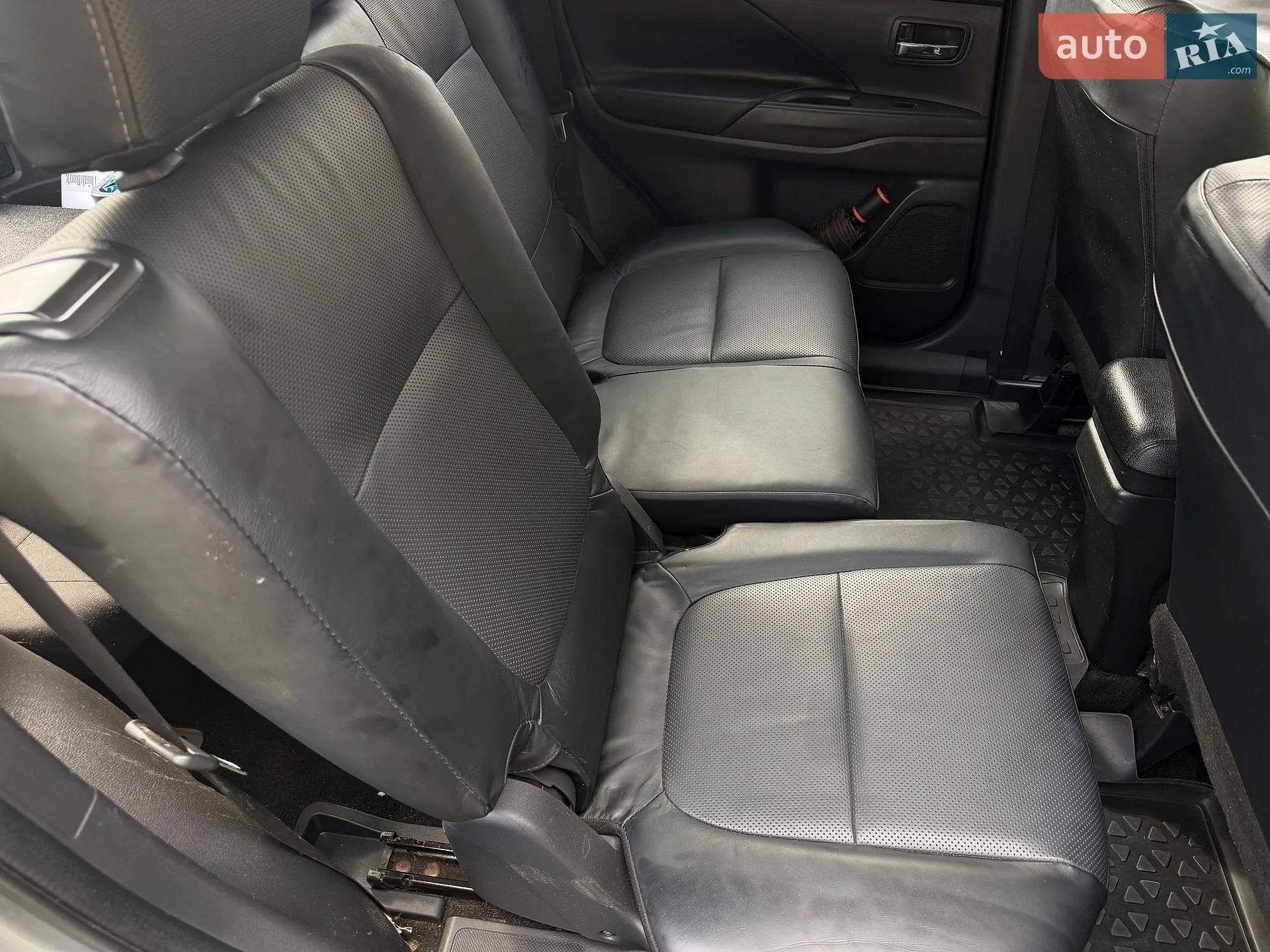 2013 Mitsubishi Outlander - мініатюра 26