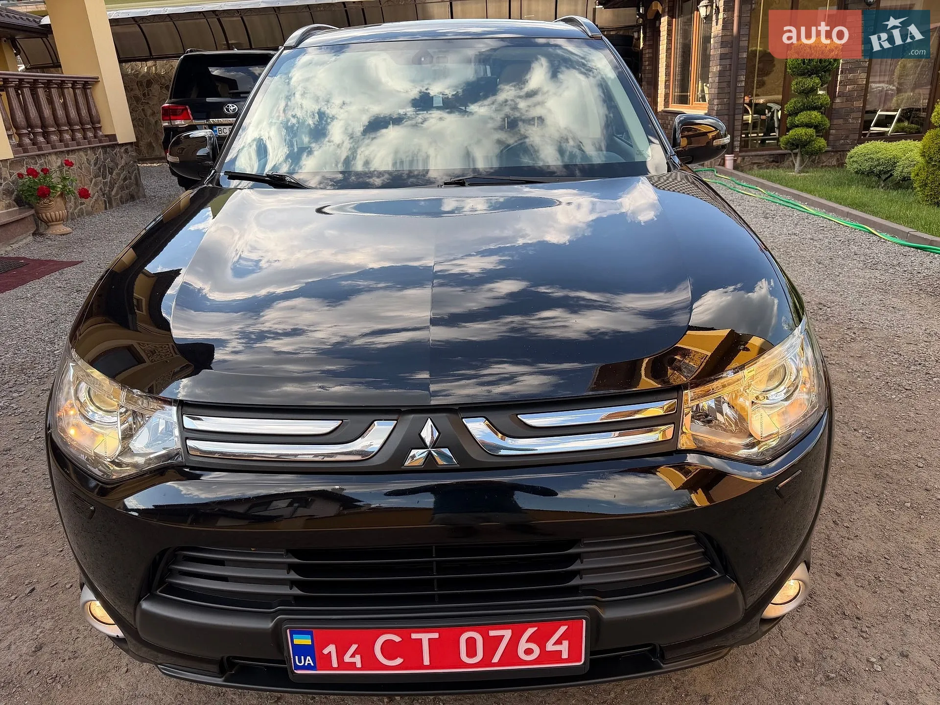 2013 Mitsubishi Outlander - мініатюра 12