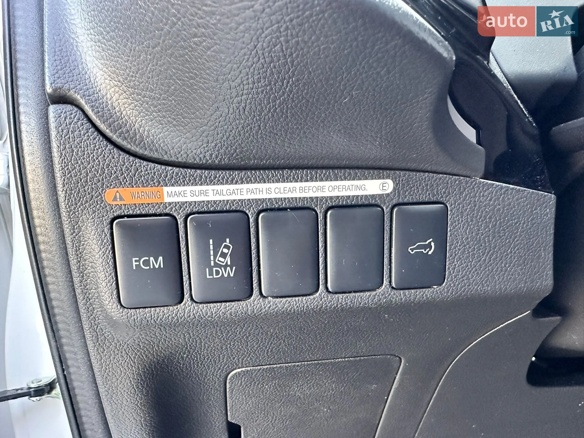 2016 Mitsubishi Outlander - мініатюра 27