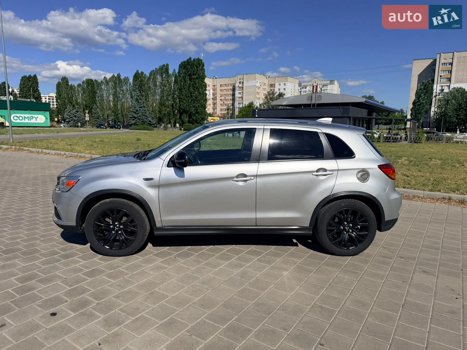 2017 Mitsubishi Outlander - мініатюра 4