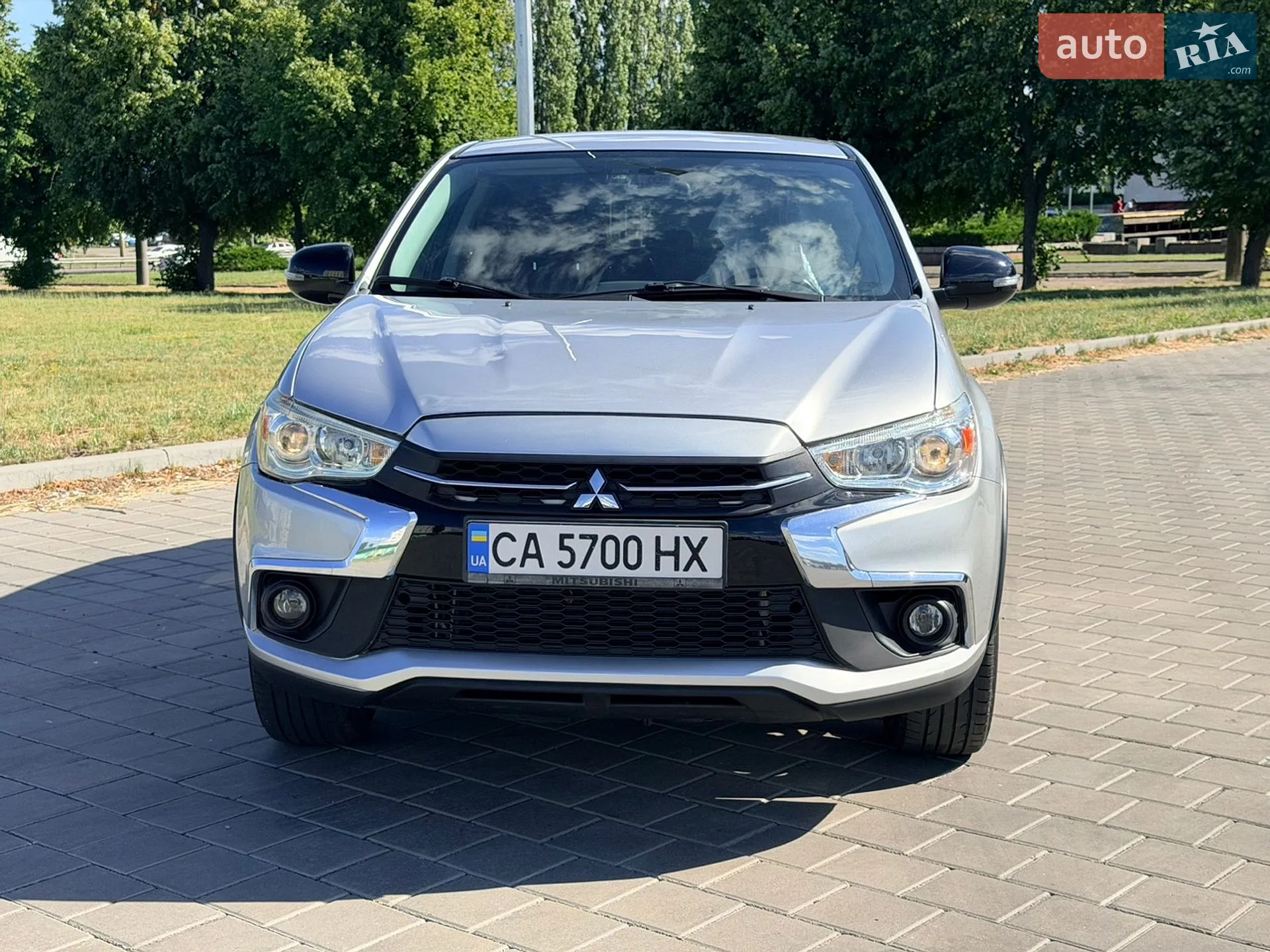 2017 Mitsubishi Outlander - мініатюра 12