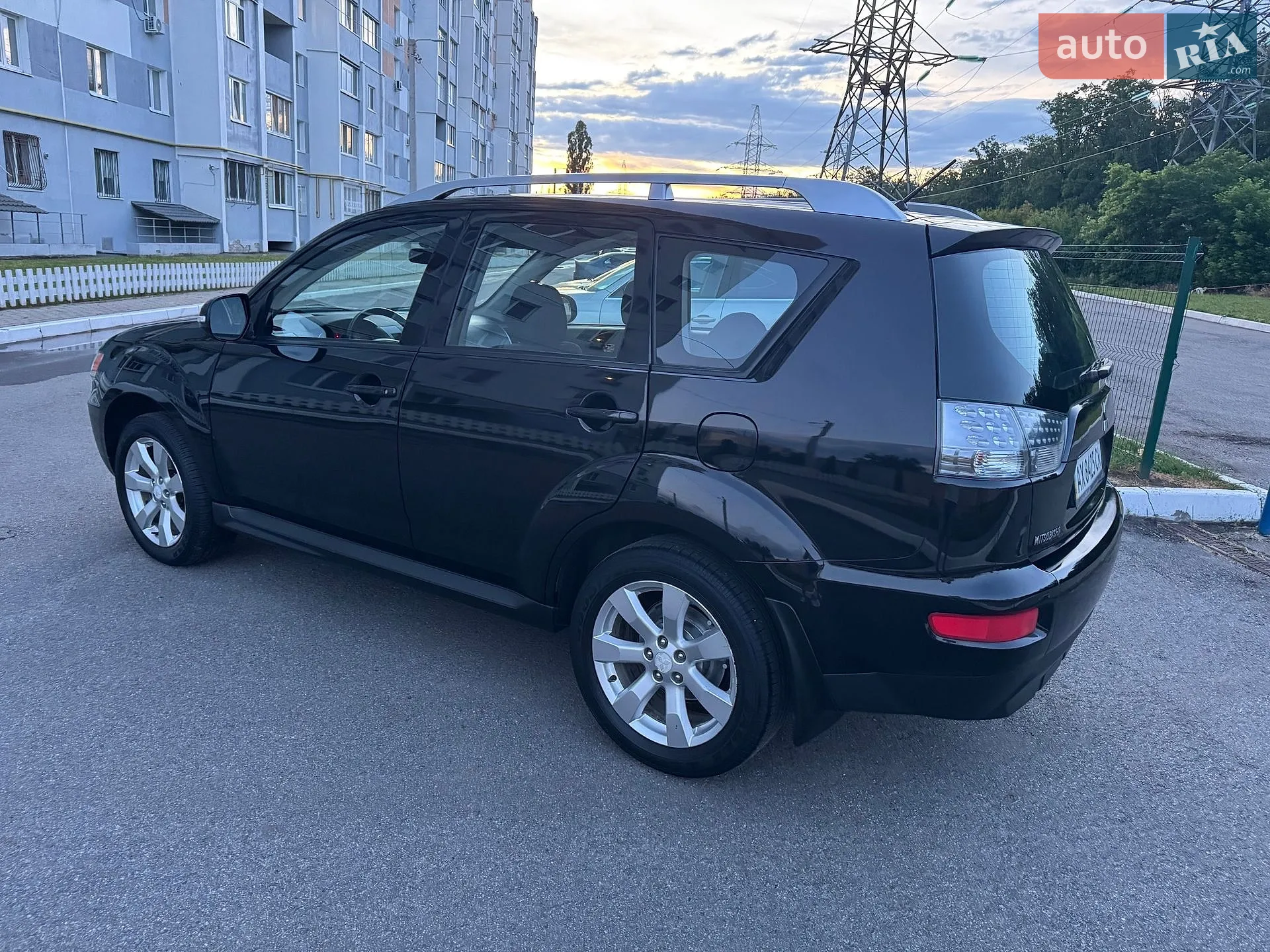 2010 Mitsubishi Outlander - мініатюра 9