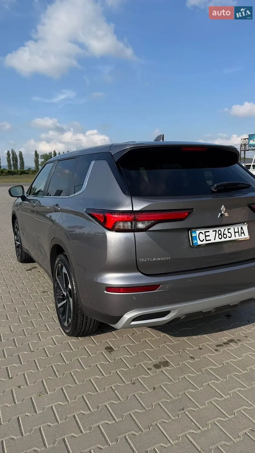 2021 Mitsubishi Outlander - мініатюра 7