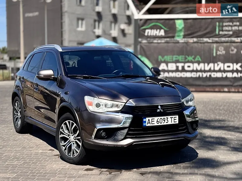 Mitsubishi Outlander 2016