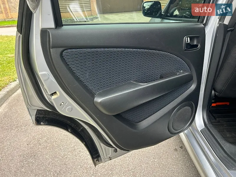 Mitsubishi Outlander 2008 VIN JMBXRCU5W9U000384 фото оголошення 13 з 51