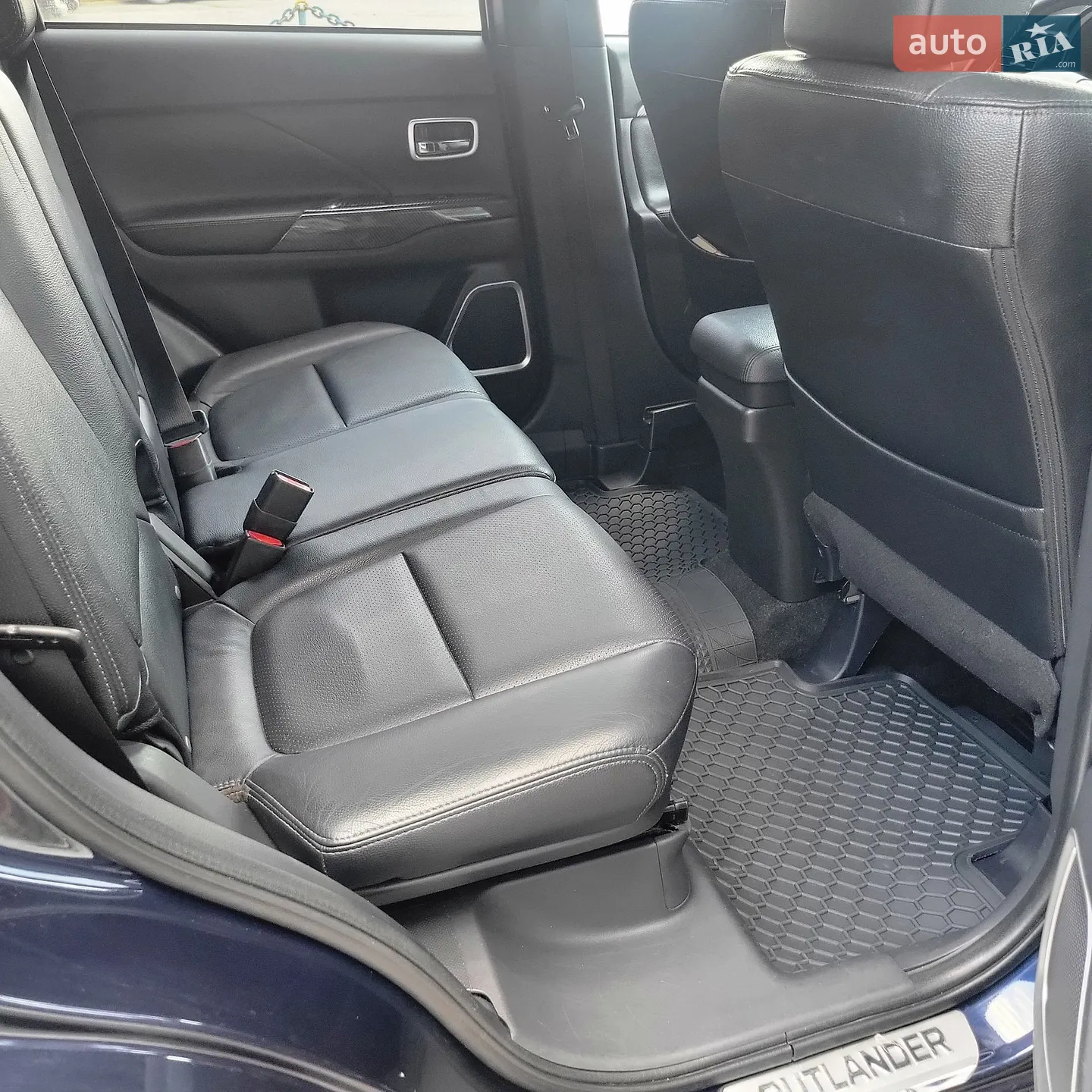 2013 Mitsubishi Outlander - мініатюра 24