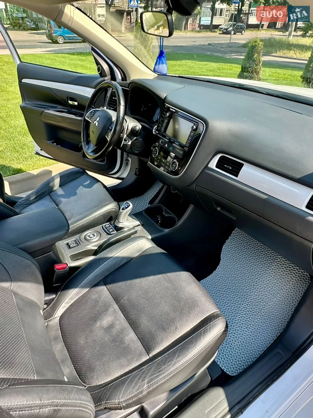 2013 Mitsubishi Outlander - мініатюра 21