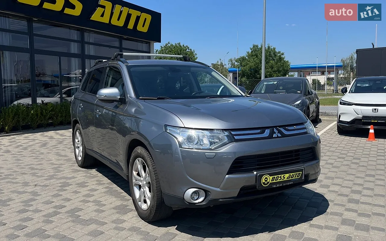 2011 Mitsubishi Outlander - мініатюра 16