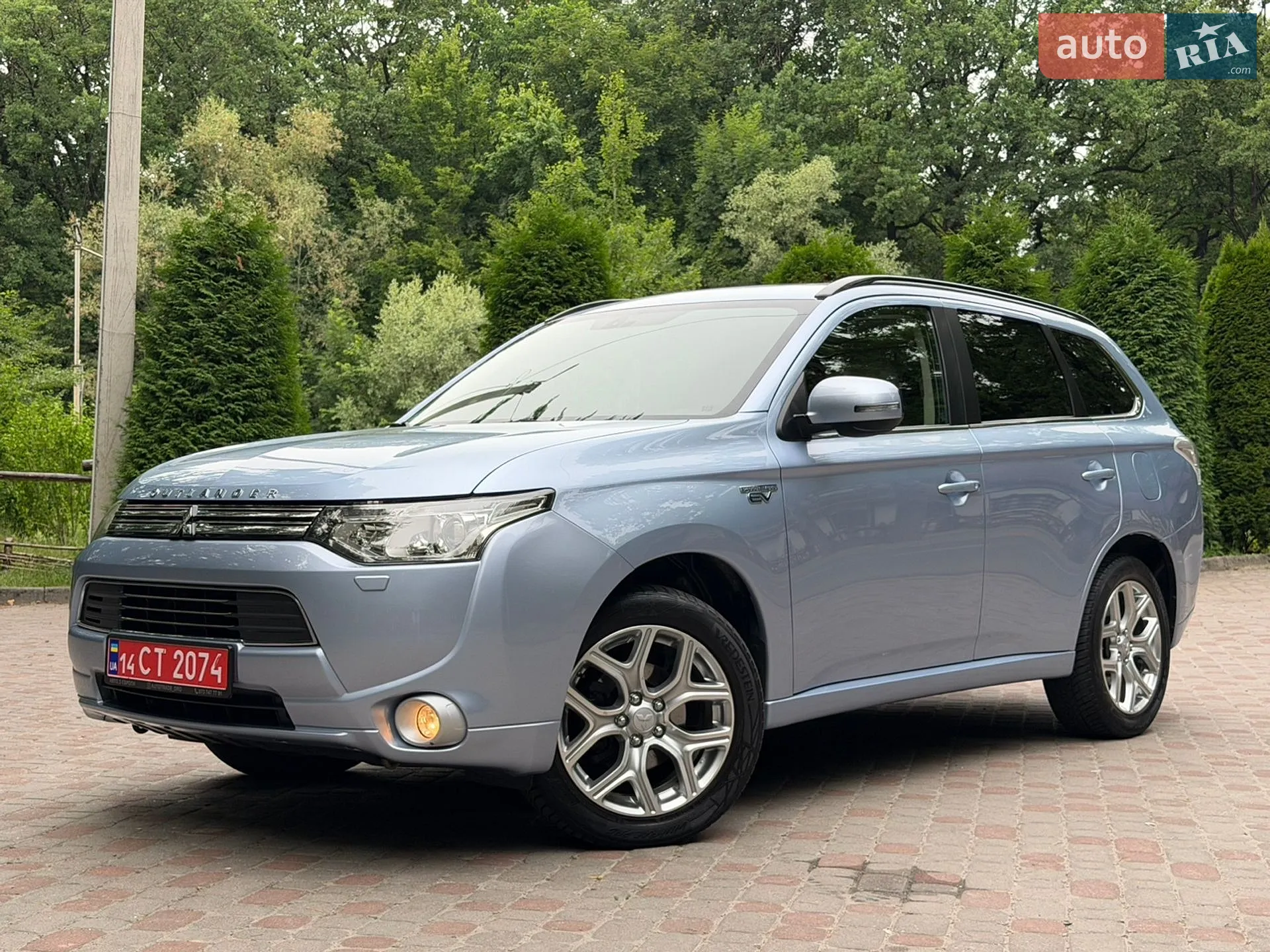 2014 Mitsubishi Outlander - мініатюра 25