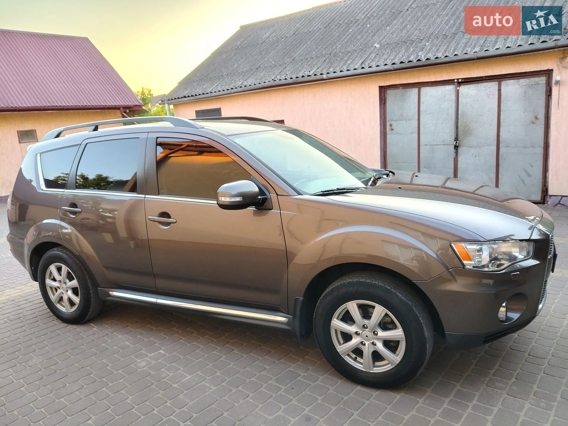 2011 Mitsubishi Outlander - мініатюра 12