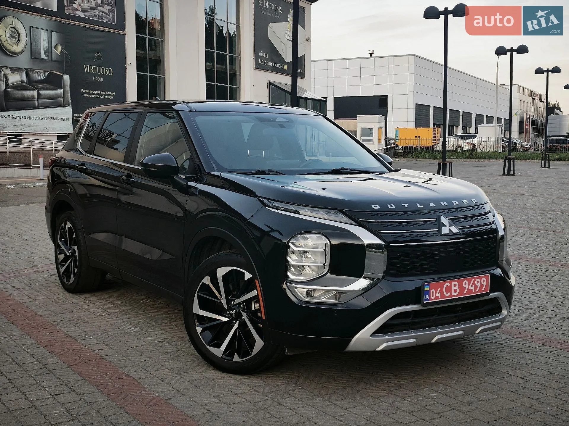 2022 Mitsubishi Outlander - мініатюра 11
