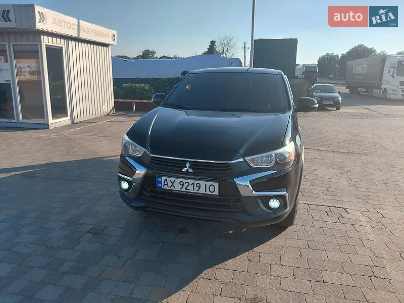 Mitsubishi Outlander 2016