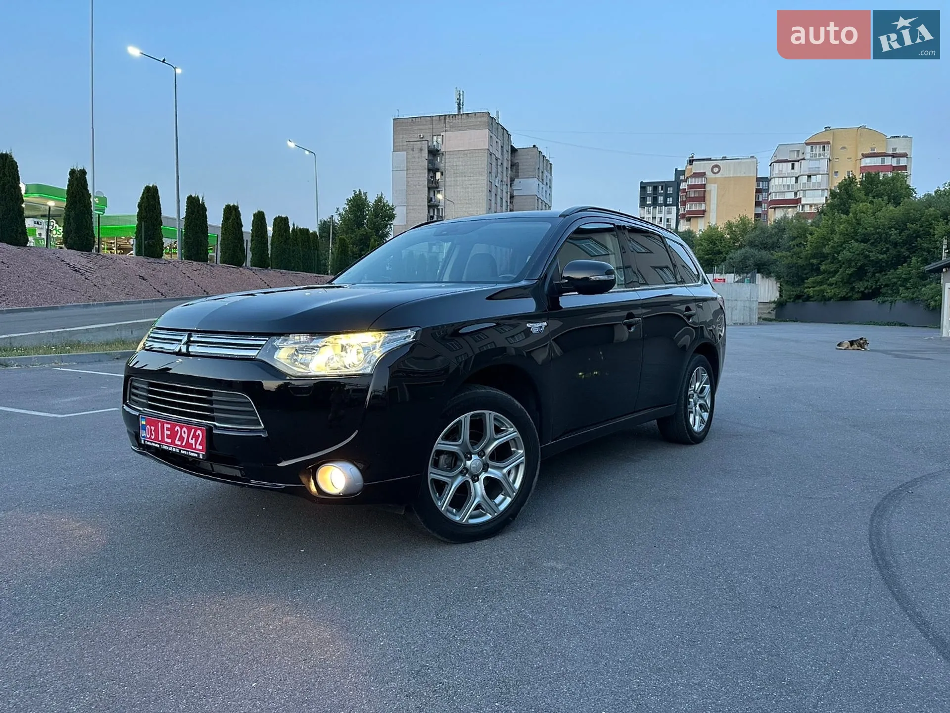 2013 Mitsubishi Outlander - фото 1