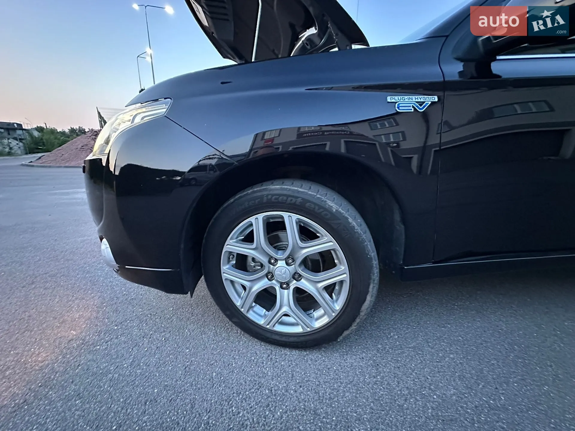 2013 Mitsubishi Outlander - мініатюра 15