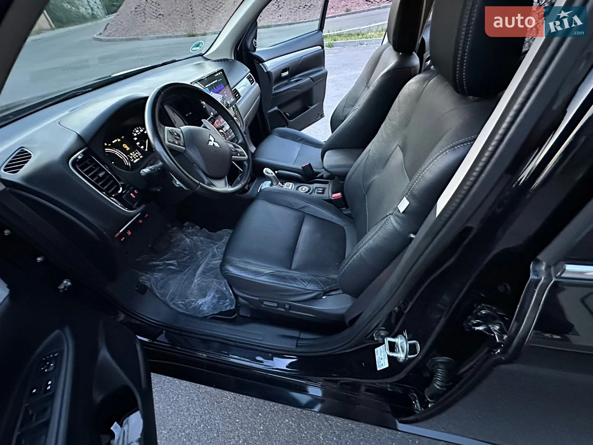 2013 Mitsubishi Outlander - мініатюра 24
