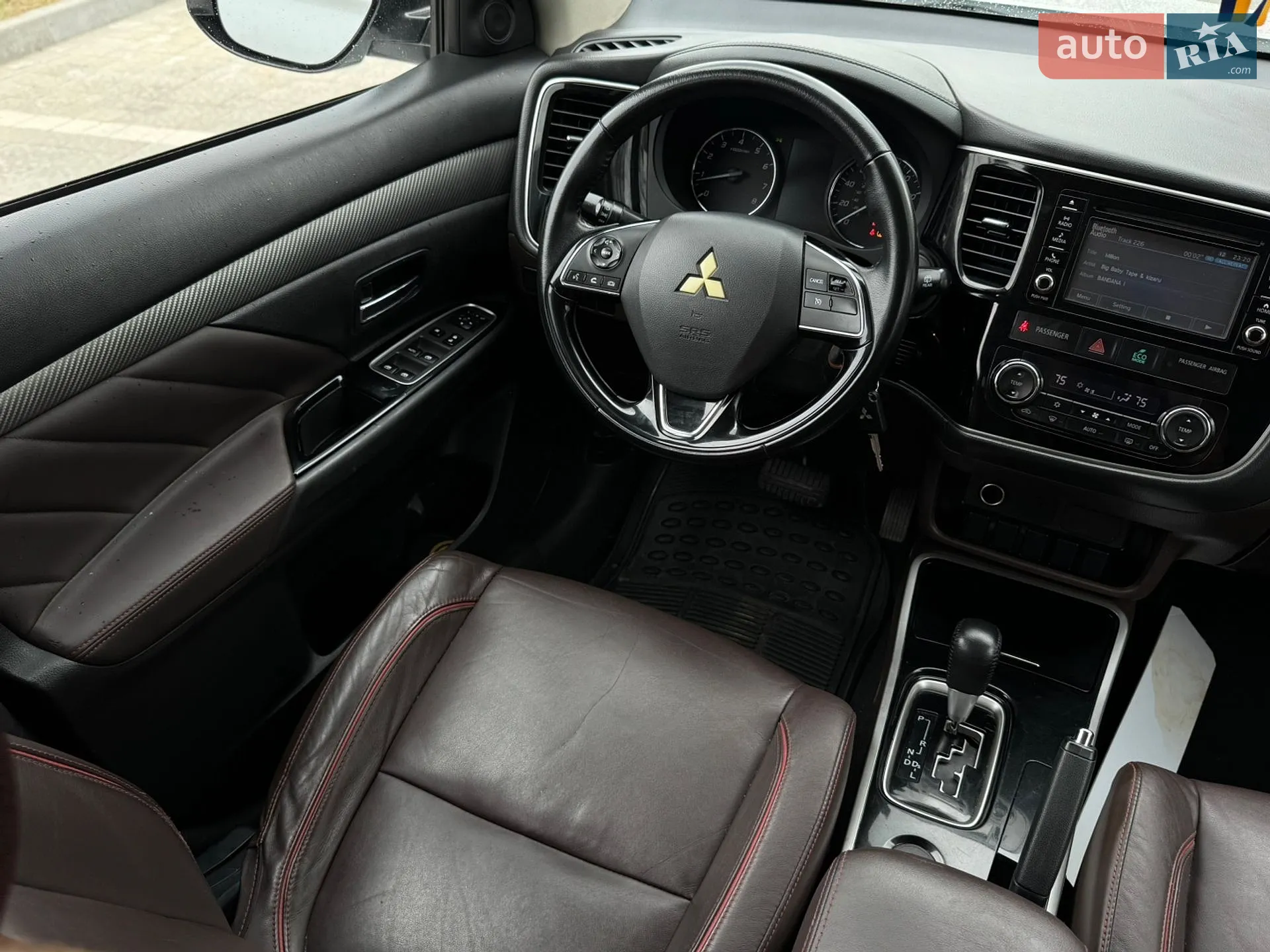 2016 Mitsubishi Outlander - мініатюра 43