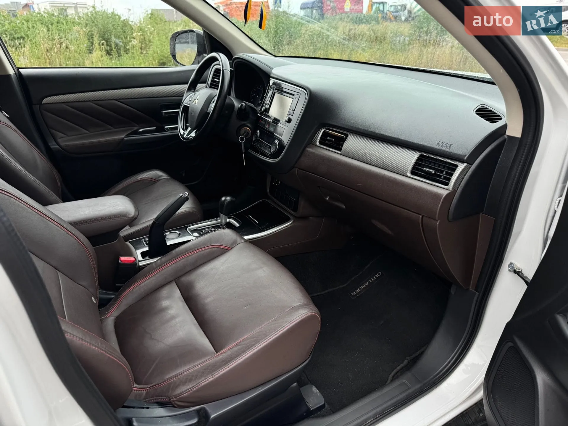 2016 Mitsubishi Outlander - мініатюра 48