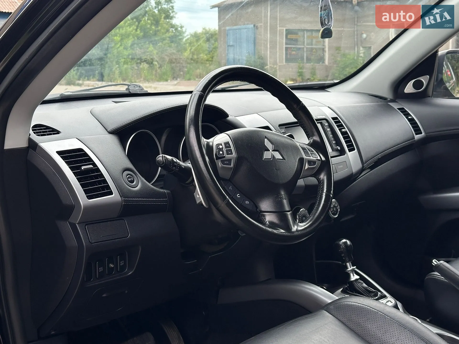 2011 Mitsubishi Outlander - мініатюра 19