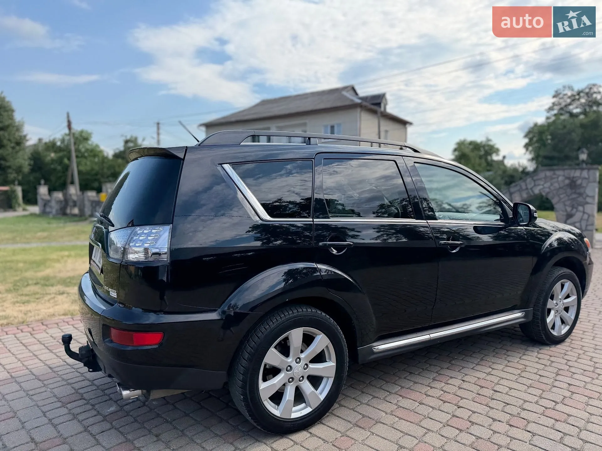 2012 Mitsubishi Outlander - мініатюра 12