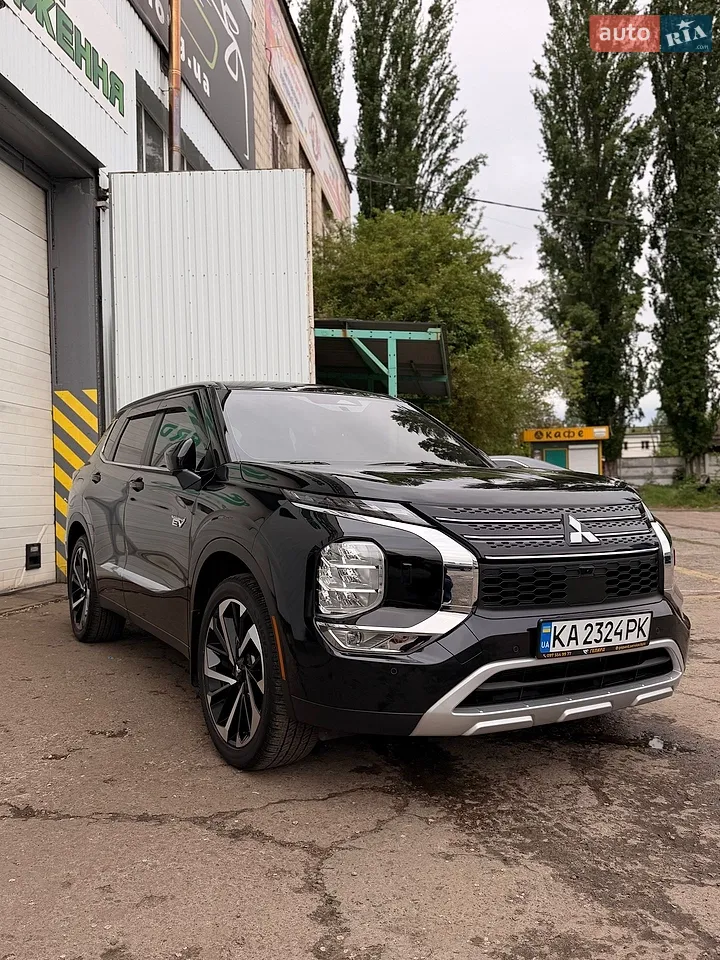 2024 Mitsubishi Outlander - мініатюра 17