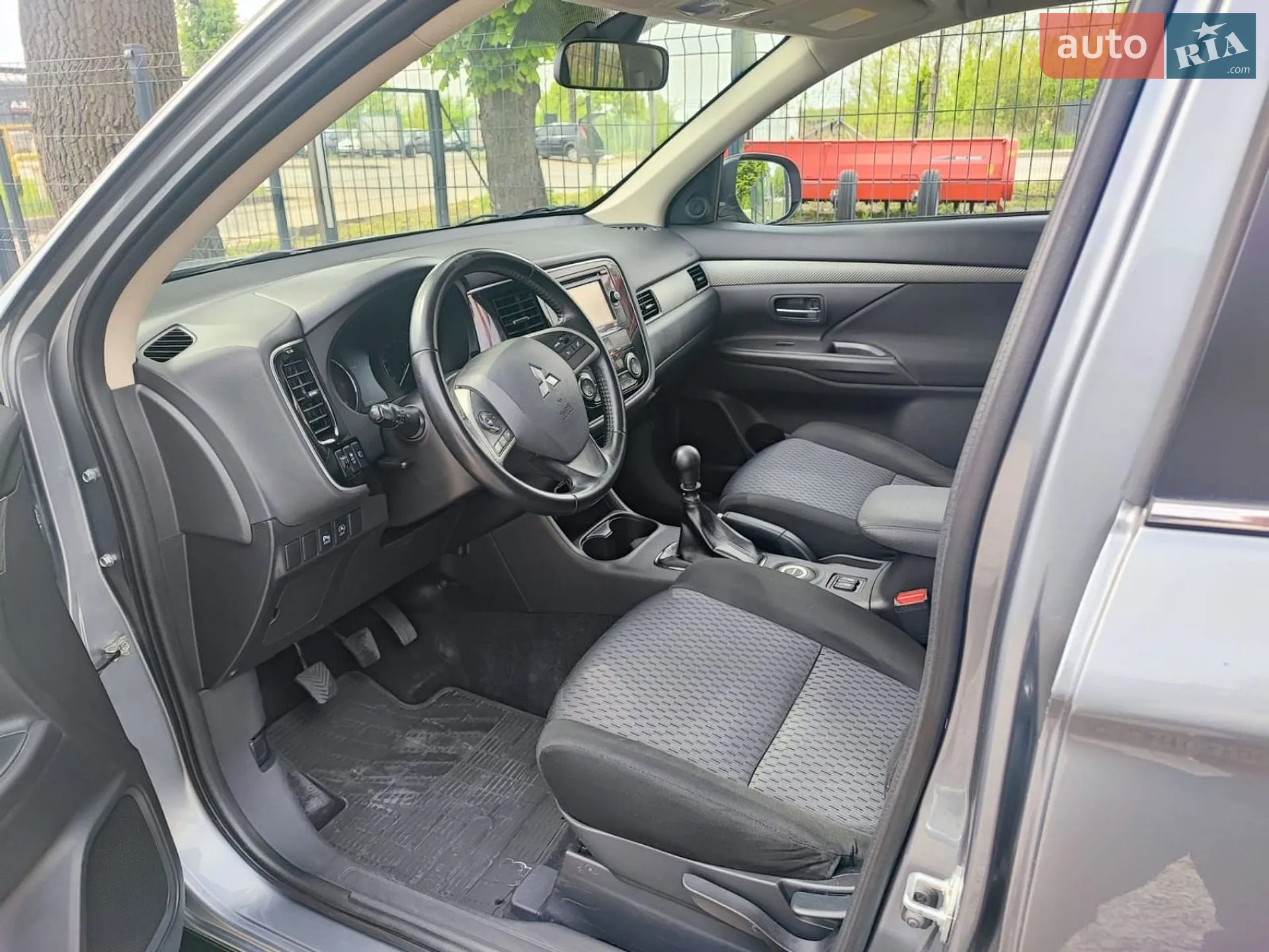 2012 Mitsubishi Outlander - мініатюра 9