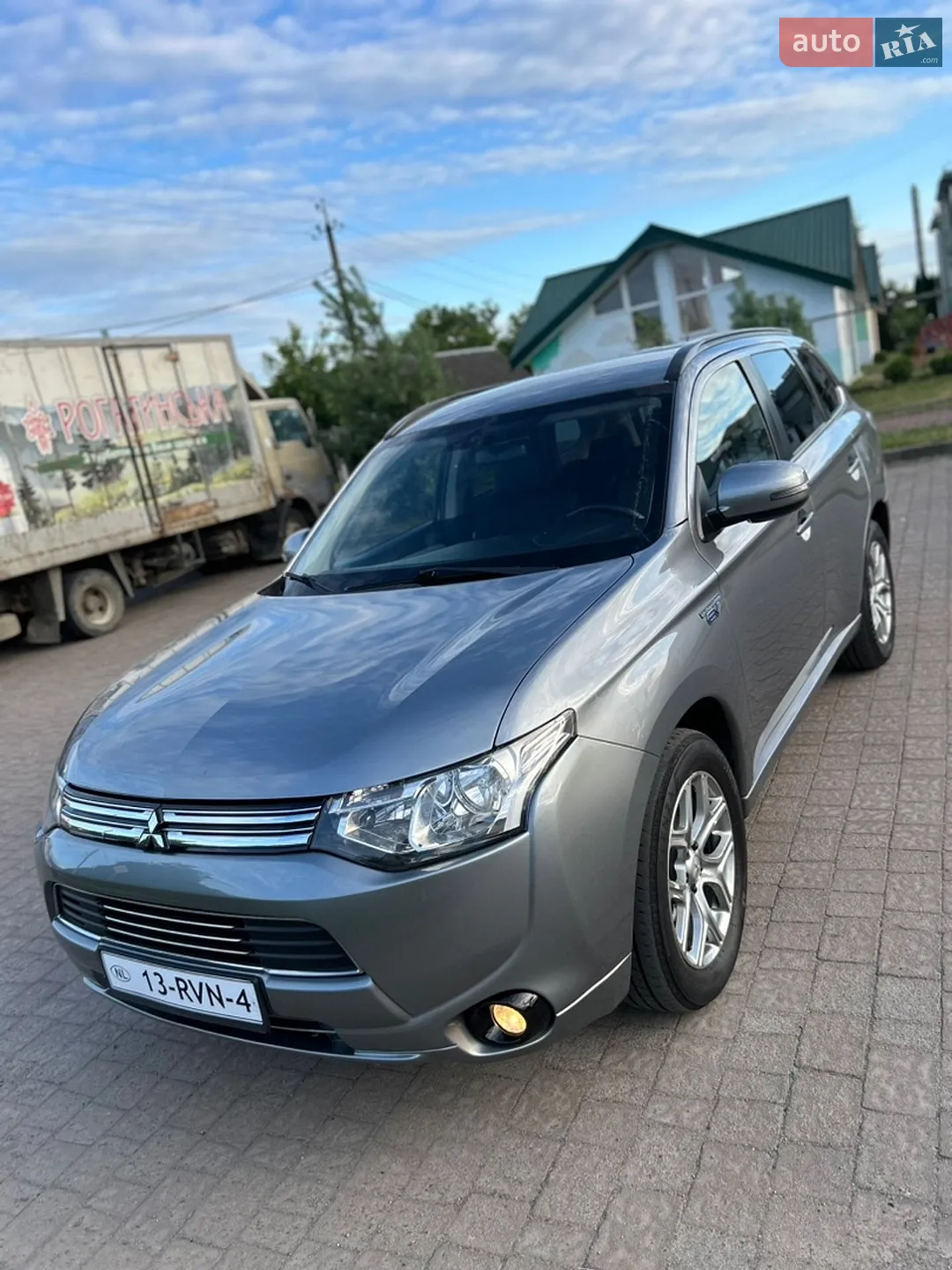 2014 Mitsubishi Outlander - мініатюра 87
